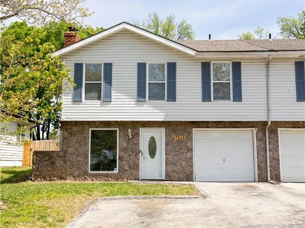 7625 Monrovia St, Lenexa, KS 66216