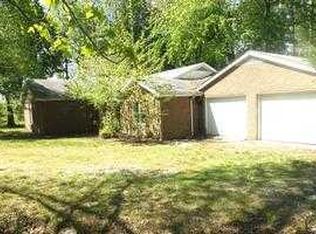 2235 Manitou Rd, Manitou, KY 42436