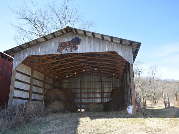 275 Reece Hollow Rd, Carthage, TN 37030