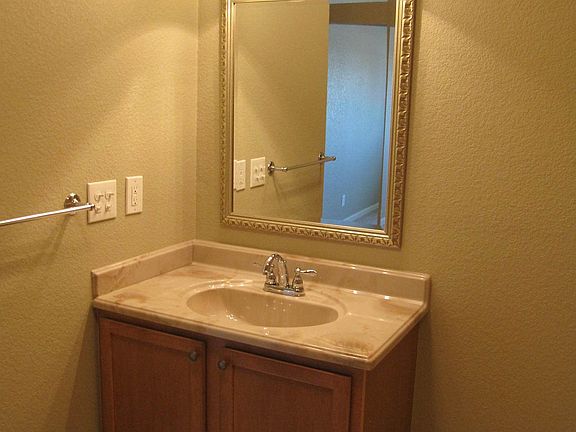 MASTER VANITY