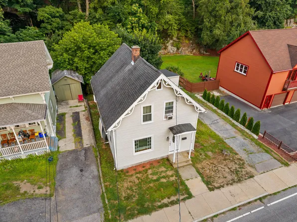 176 Laurel Hill Avenue, Norwich, CT 06360