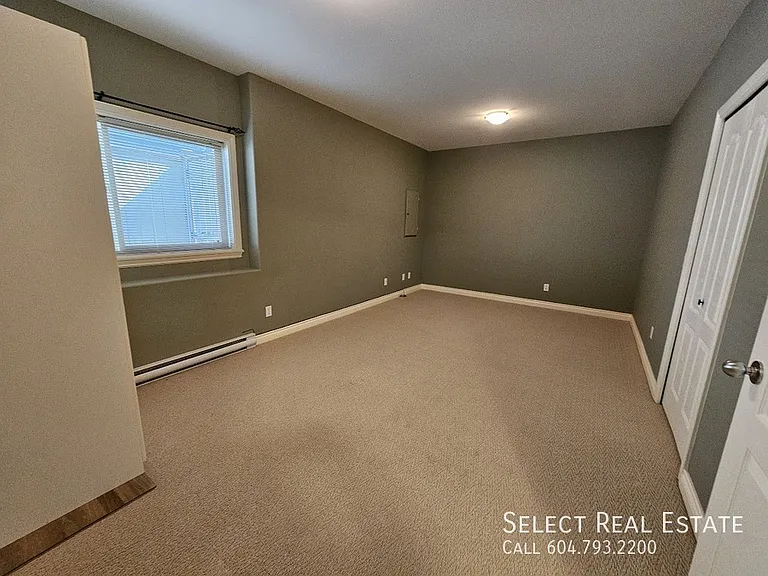 3544 Bassano Ter — Photo 10