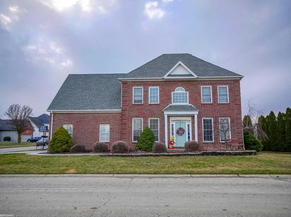 34689 Golden Oak Ln, Richmond, MI 48062