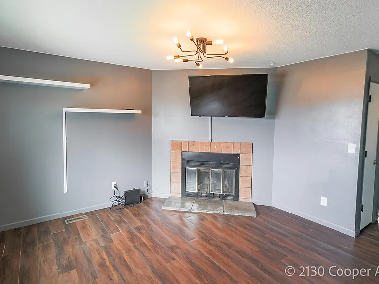 2130 Cooper Ave #B — Photo 5