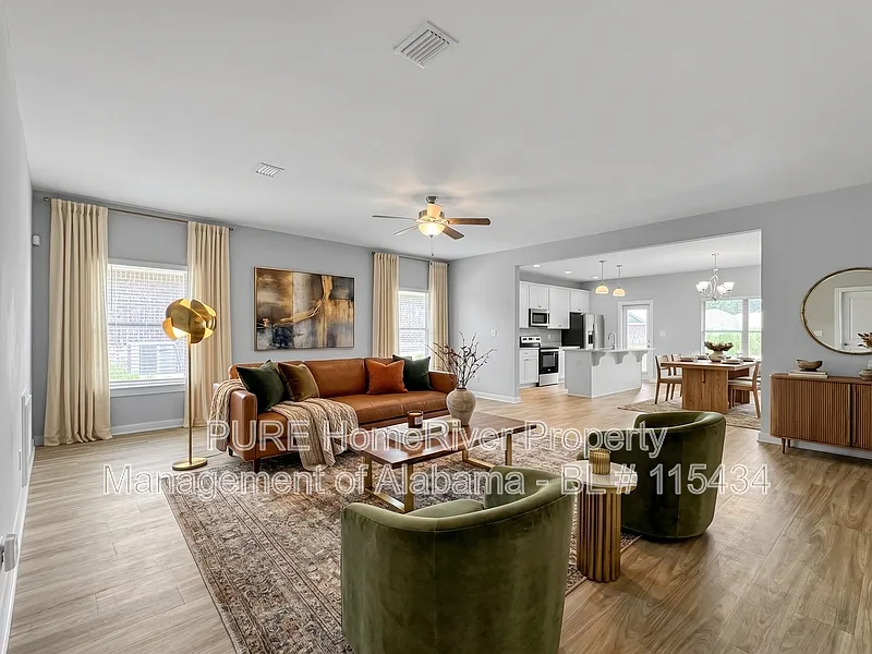 3 bed, 2.0 bath, 1800 sqft, $1,875 — Photo 3