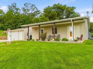 22044 Kane Ave, Glenwood, IA 51534