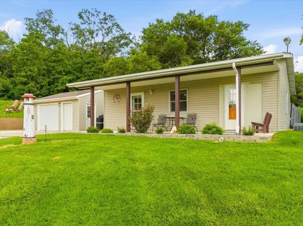 22044 Kane Ave, Glenwood, IA 51534