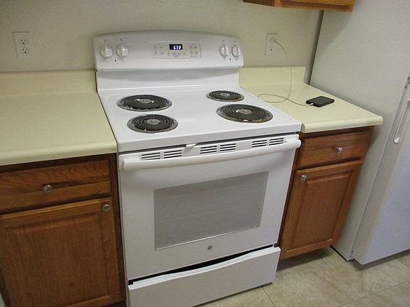 3rd image of 140 Uwapo Rd APT 48-101