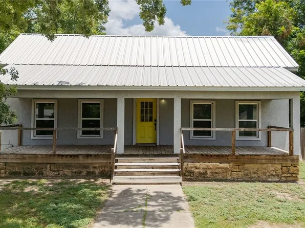 607 S Main St, Lampasas, TX 76550