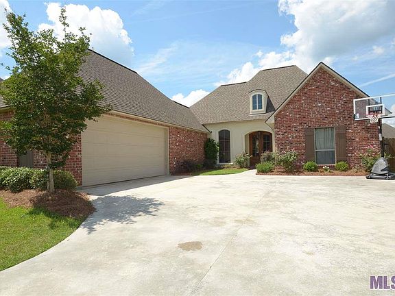 4th image of 13265 Hollydale Dr