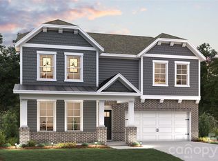 4151 Round Table Dr, Gastonia, NC 28056