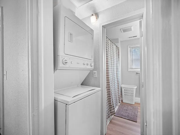 406 E 7th Ave #2 — Photo 11
