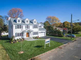 17 Mohawk Trl, Westfield, NJ 07090