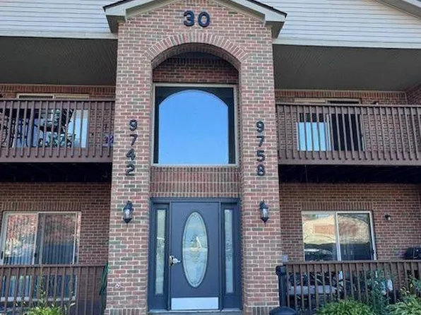 9752 S Sawgrass Ct #48, Belleville, MI 48111