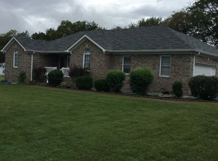 155 Hearthstone Cir, Bowling Green, KY 42101