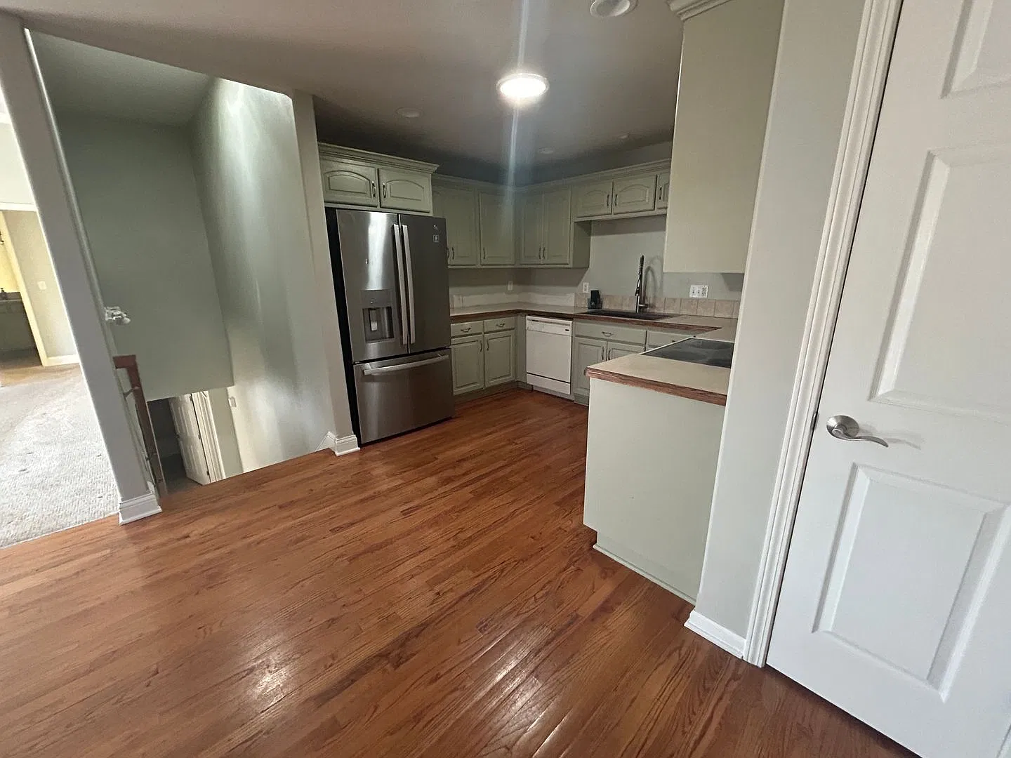3707 Gunnison Dr. - 4 bedroom duplex — Photo 2