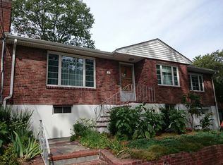 6 Marlin Rd, West Roxbury, MA 02132