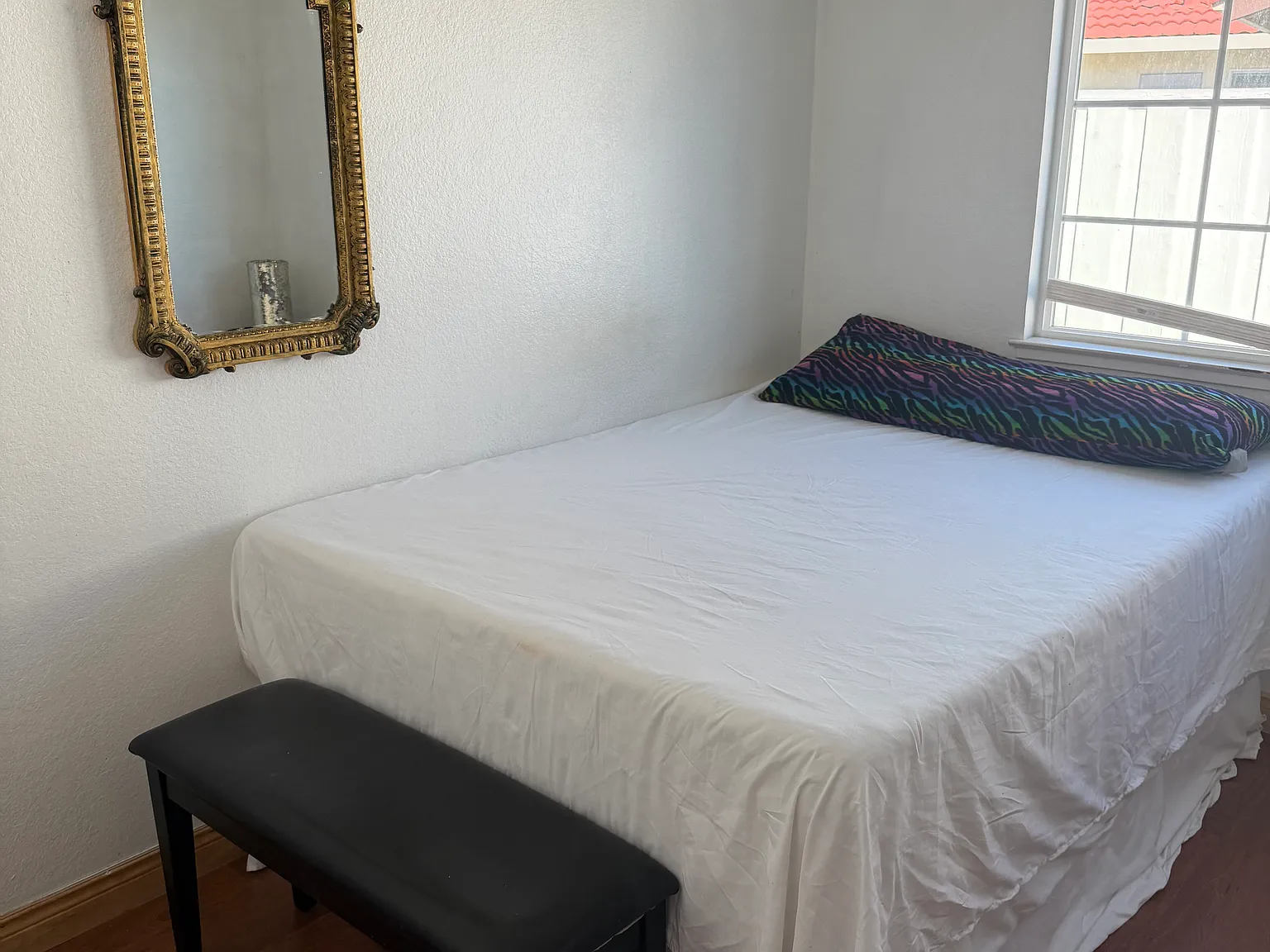 1 bed, 1.5 bath, 1419 sqft, $1,000 — Photo 1