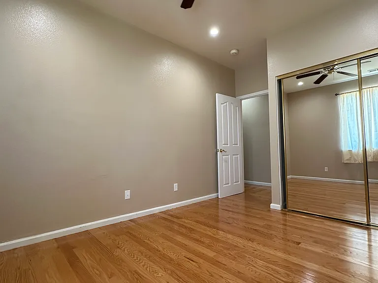 1344 Mokelumne Dr — Photo 18