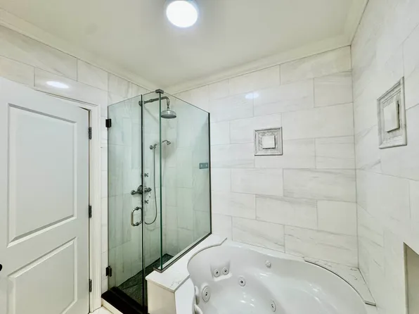 141-25 Northern Boulevard image 16 of 22