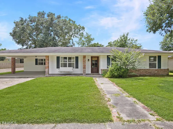 124 Maplewood Dr, Lafayette, LA 70503