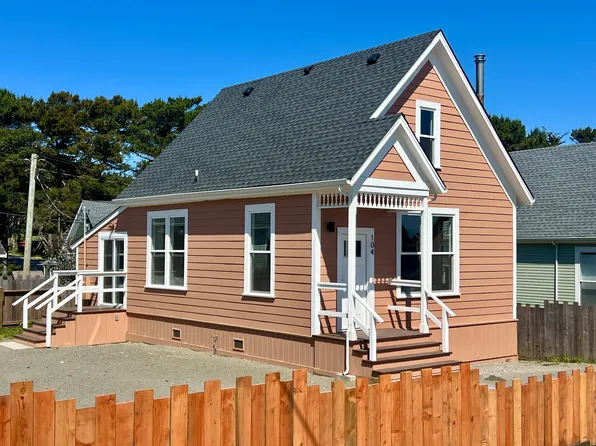 104 Sunset Ave, Samoa, CA 95564