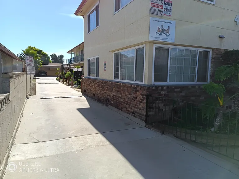 4256 Walnut St #F — Photo 3