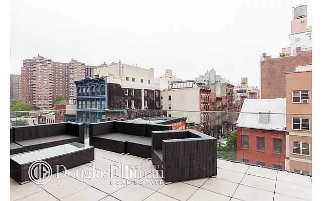 Rented by Douglas Elliman | media 35