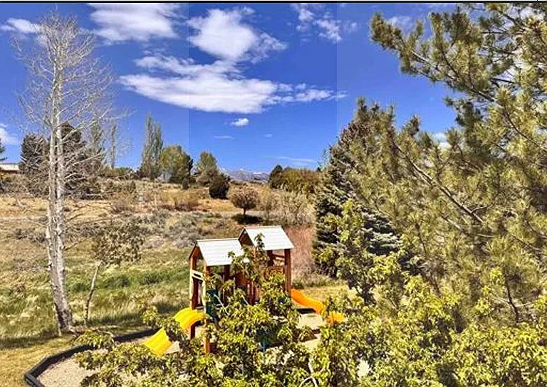 1100 Goeglein Gulch Rd #204 — Photo 18
