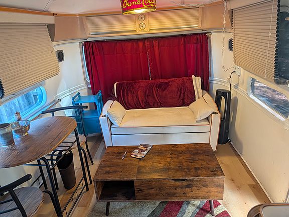 living area with sofa bed