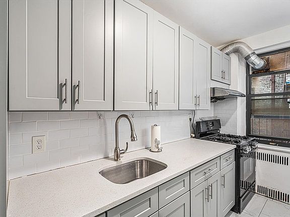 5th image of 9211 35th Ave APT 2A