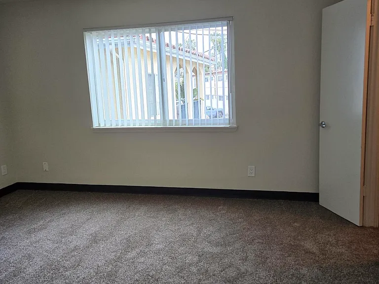 4131 Maryland St #16 — Photo 5