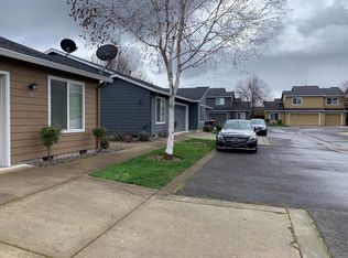 312 Live Oak Loop, Central Pt, OR 97502