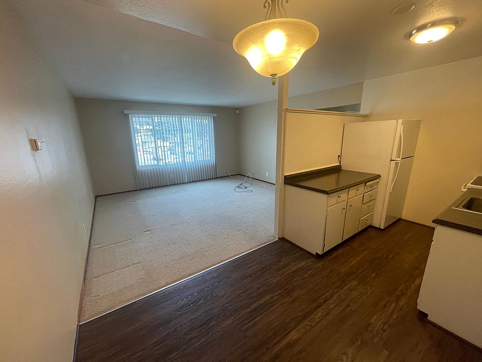 1st image of 245 E Market St APT 223