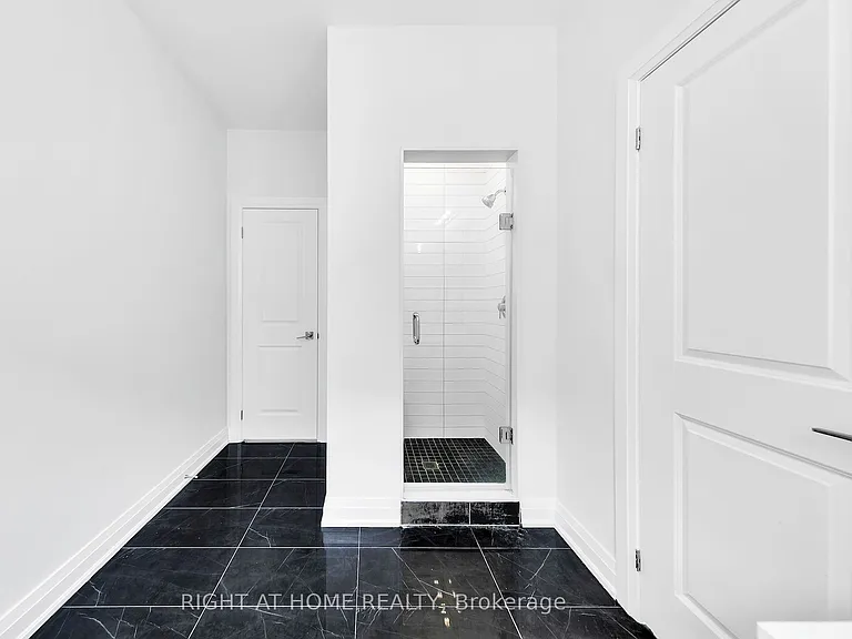 3 Speciosa St #UPPER — Photo 28
