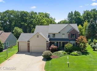 3591 Stoneridge Ct, Commerce Township, MI 48382