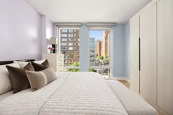 Bedroom, photo 1
