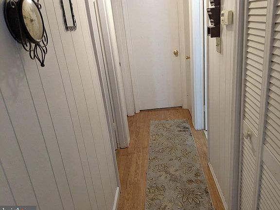 3rd image of 1248 Shores Rd