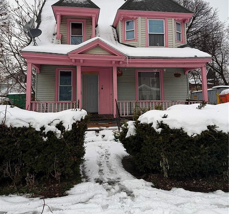 1st image of 126 Wood Ave