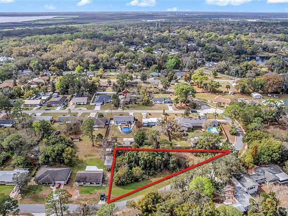 2nd image of 205 Plumosa Rd Lot 35