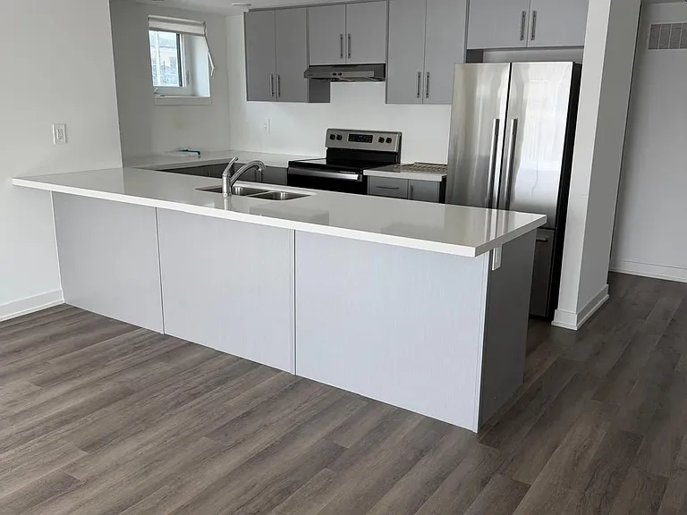 5 Romilly Ave #1 — Photo 2