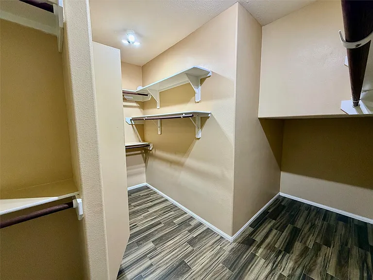 25206 Auburn Terrace Dr — Photo 20