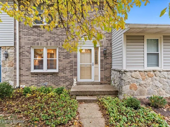 10509 Burns Ct, Louisville, KY 40223