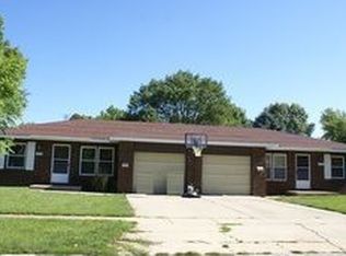 1202 Silver St APT A, Urbana, IL