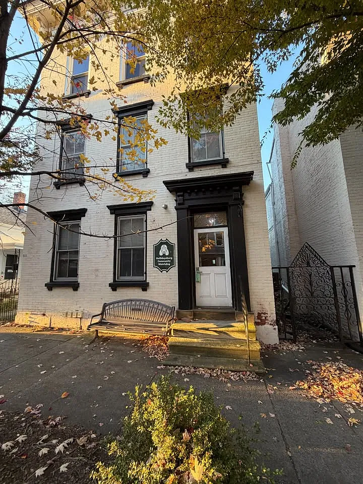 2 bed, 800 sqft, $935 — Photo 2