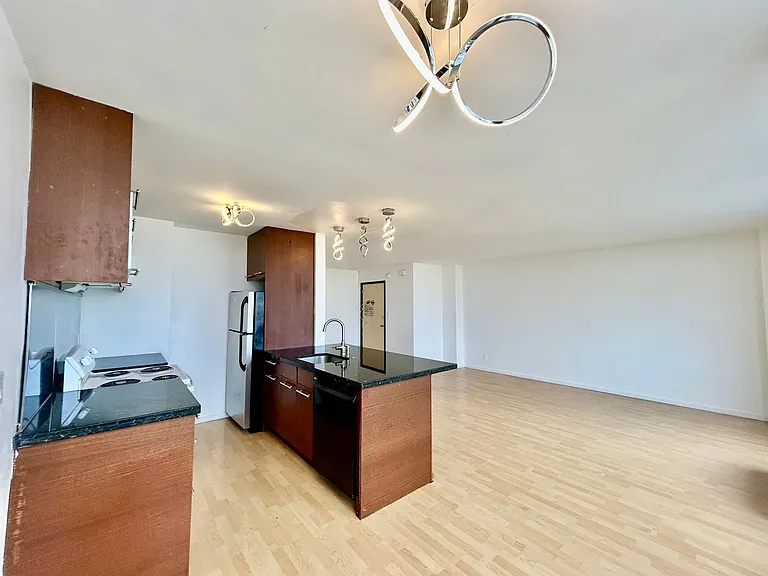 100 Atlantic Ave #908 — Photo 9