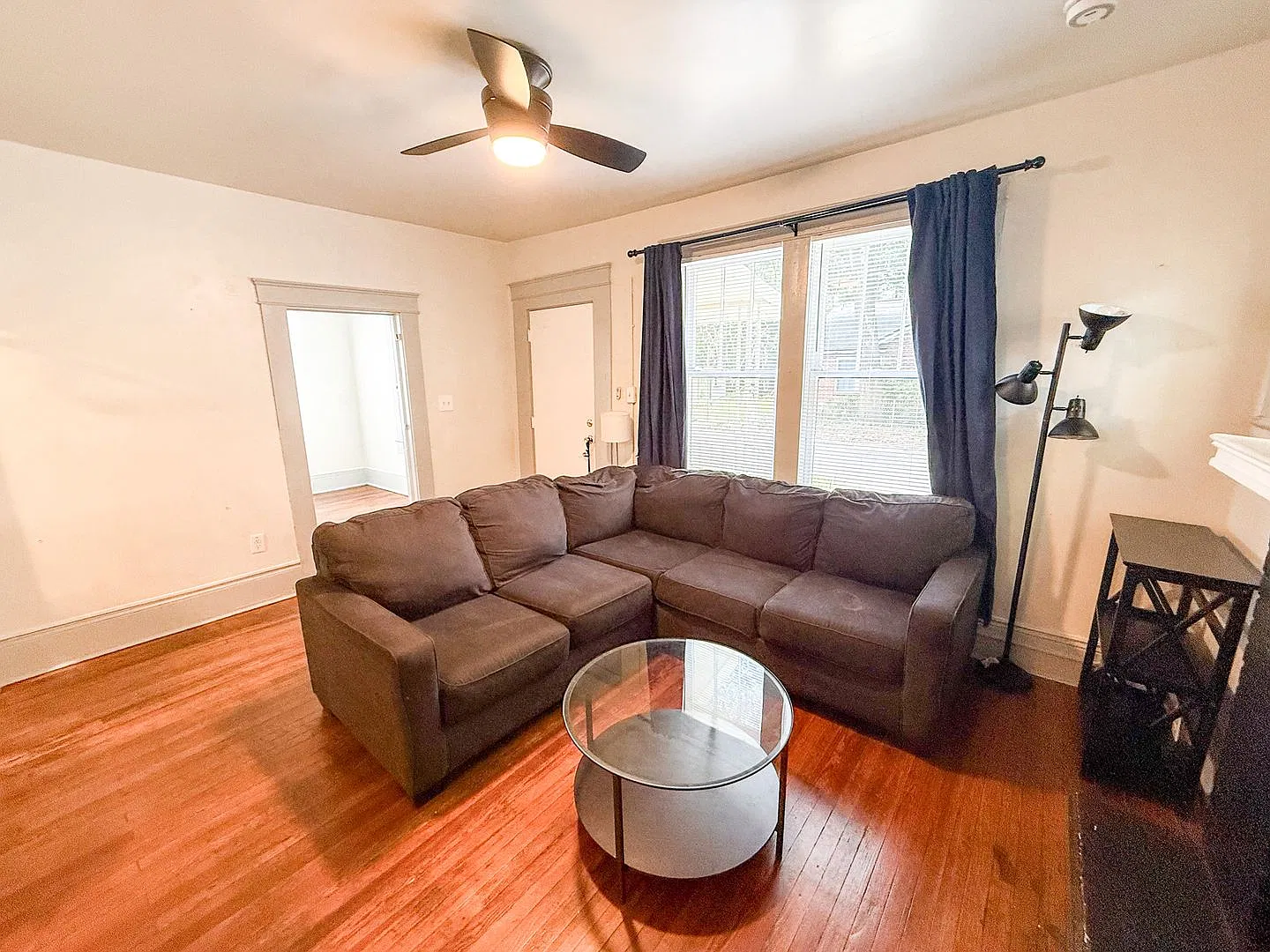 3/2 House with detached 1/1 in-law suite close to UF — Photo 3