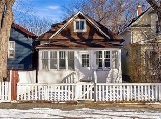 1905 Toronto STREET, Regina, SK S4P 1M9