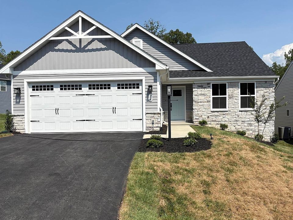 1st image of 26 Sequoia Dr