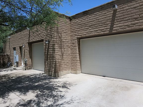 Garages off driveway